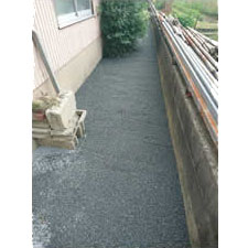 チップ砕石 砂利敷き詰 敷き均し工事-09